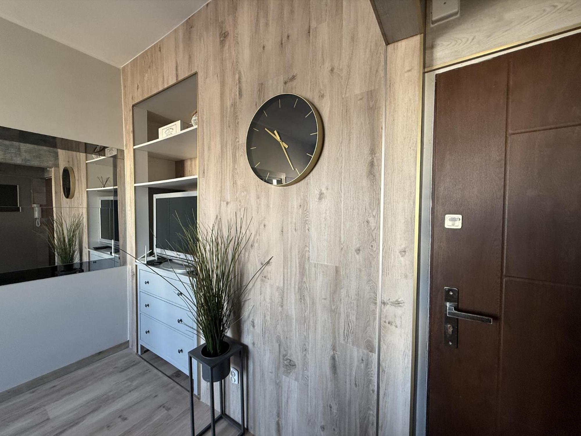 Avis Skwer Kosciuszki 10 *
